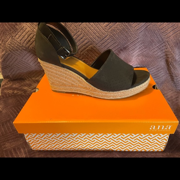 A.N.A espadrille Sandals size 8 - Picture 3 of 6